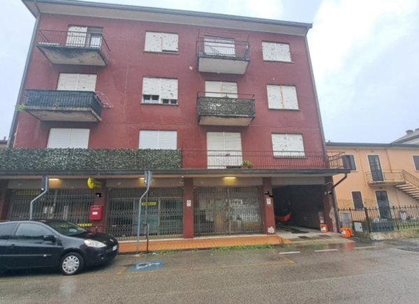 appartamento in vendita a Stra in zona San Pietro