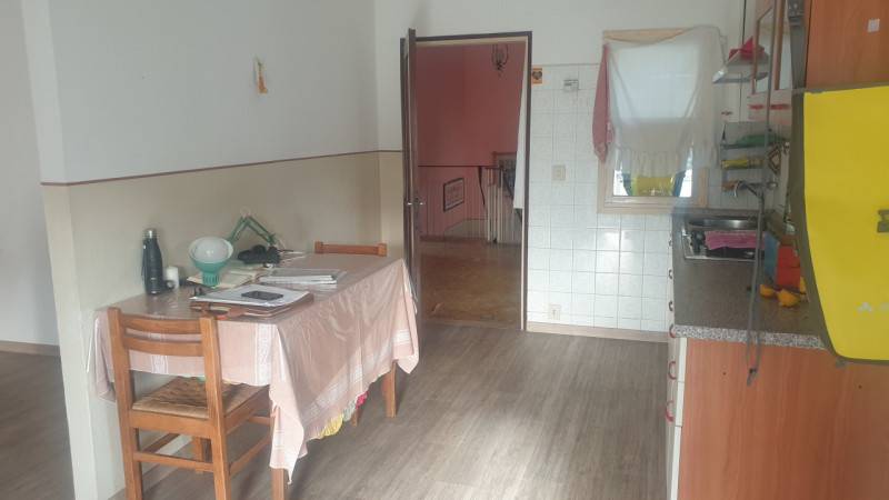 intera palazzina in vendita a Stra in zona San Pietro