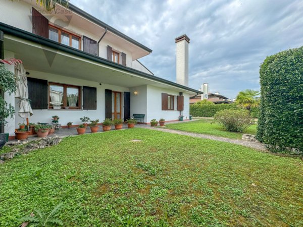 casa indipendente in vendita a Stra