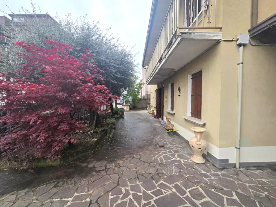casa indipendente in vendita a Stra in zona San Pietro