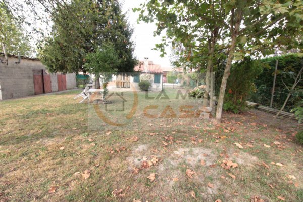 casa indipendente in vendita a Stra in zona San Pietro