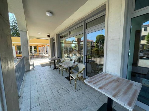 negozio in vendita a Stra in zona Paluello