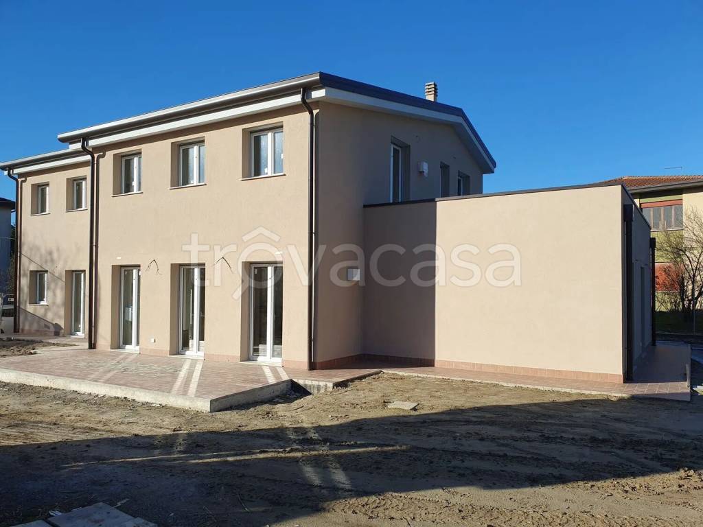 casa indipendente in vendita a Stra