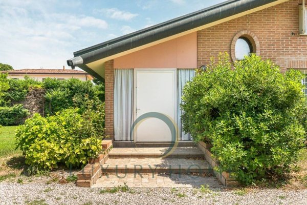 casa indipendente in vendita a Stra in zona San Pietro