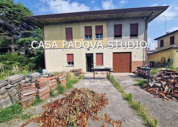 casa indipendente in vendita a Stra in zona San Pietro