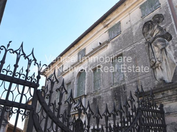 casa indipendente in vendita a Stra in zona Paluello