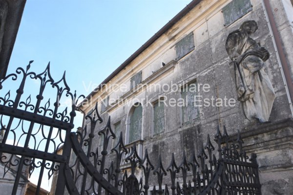 casa indipendente in vendita a Stra in zona Paluello