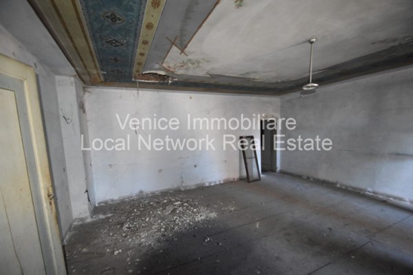 casa indipendente in vendita a Stra in zona Paluello