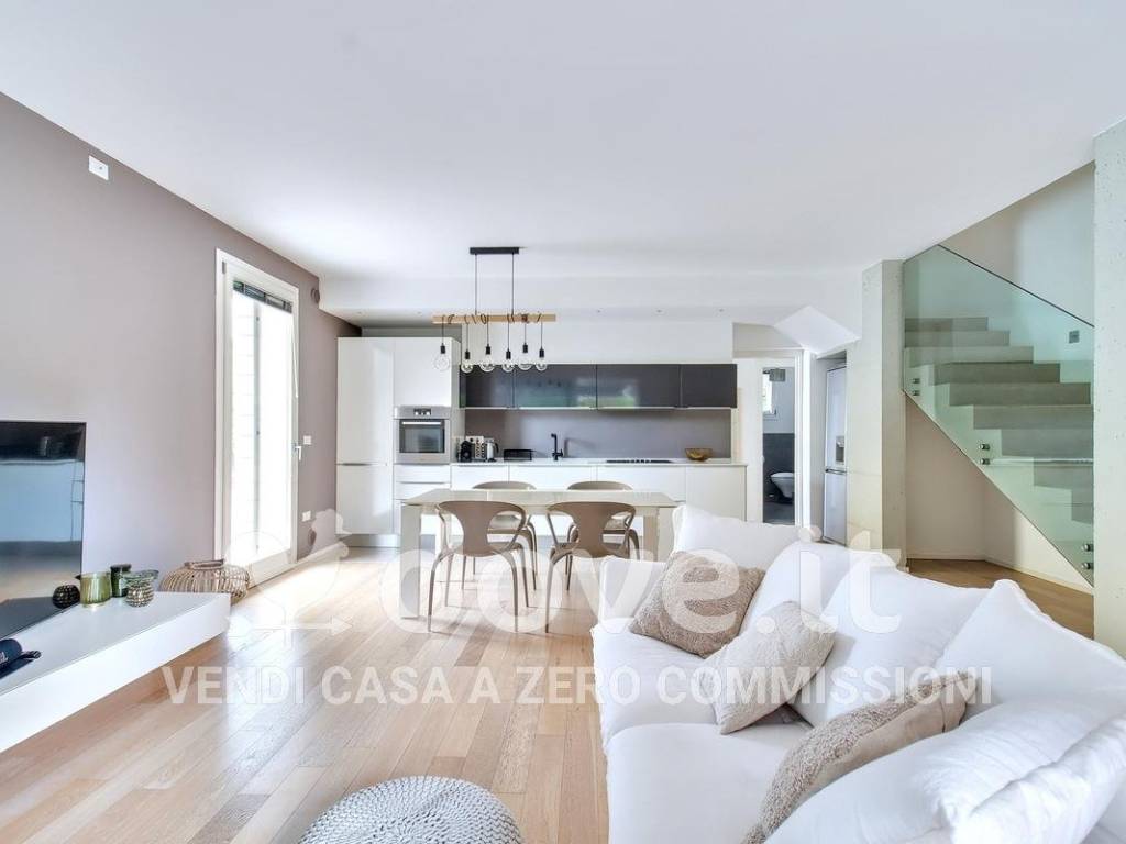 casa indipendente in vendita a Stra