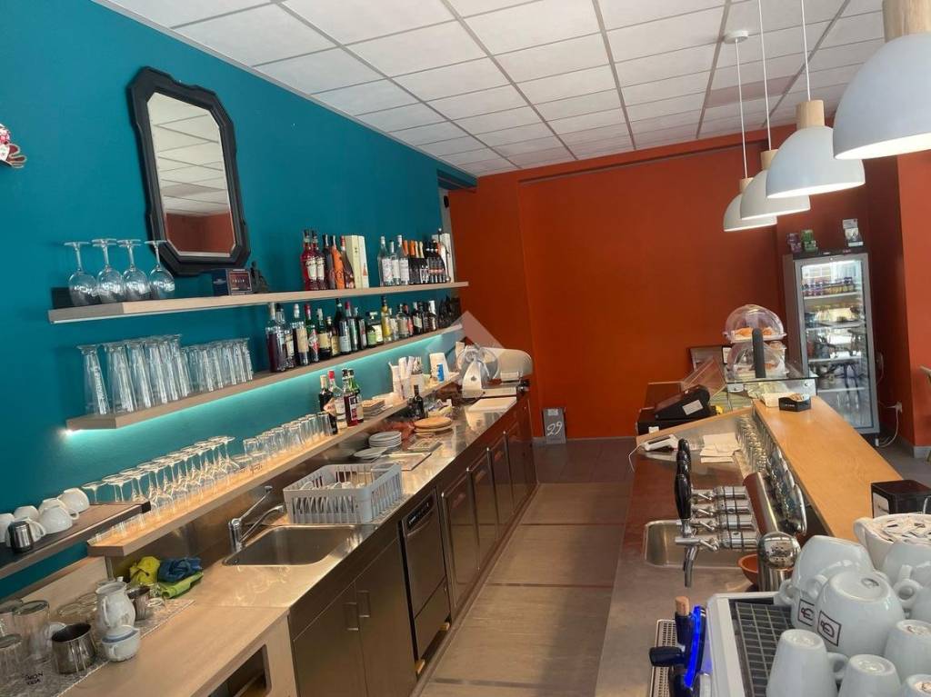 negozio in vendita a Stra in zona Paluello