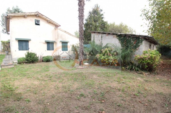 casa indipendente in vendita a Stra in zona San Pietro