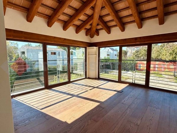 casa indipendente in vendita a Stra