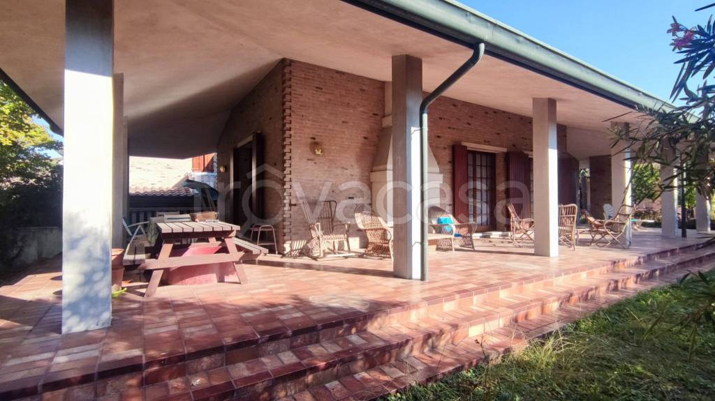 casa indipendente in vendita a Stra