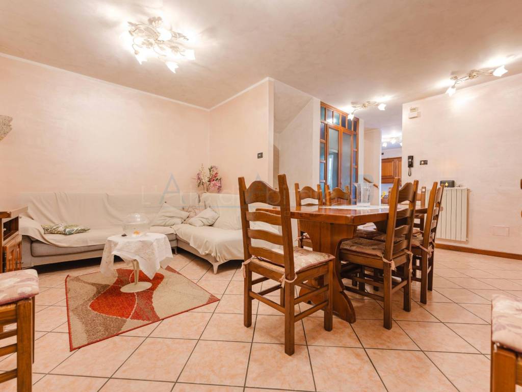 casa indipendente in vendita a Stra