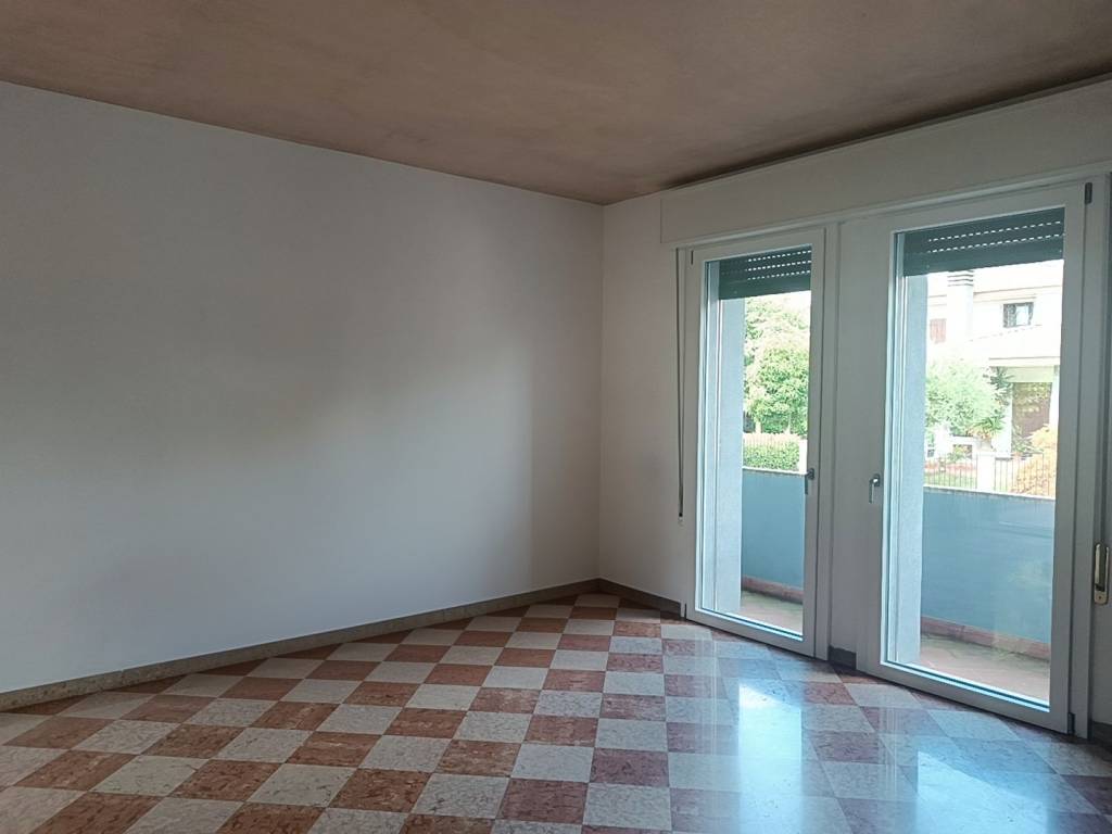 casa indipendente in vendita a Stra in zona Paluello