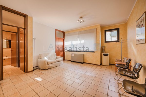 ufficio in vendita a Stra