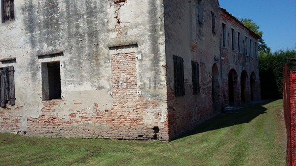 casa indipendente in vendita a Stra