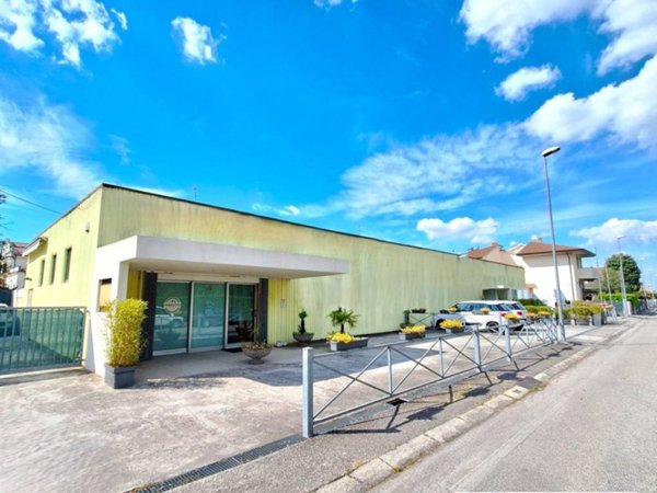 negozio in vendita a Stra