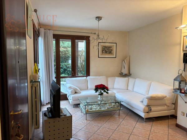 casa semindipendente in vendita a Stra