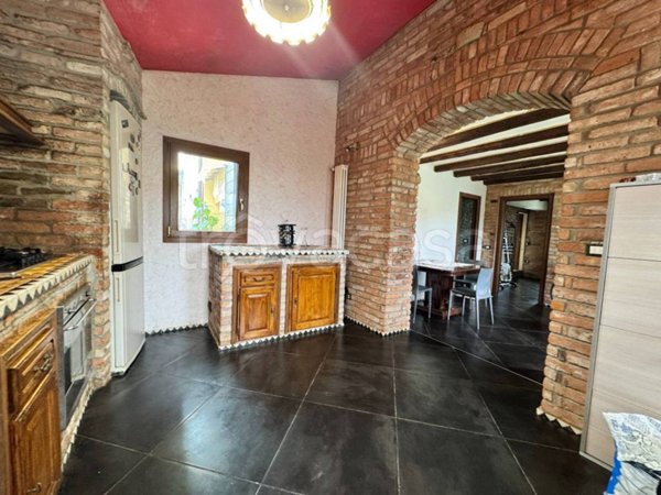 casa indipendente in vendita a Stra in zona Paluello