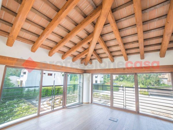 casa indipendente in vendita a Stra