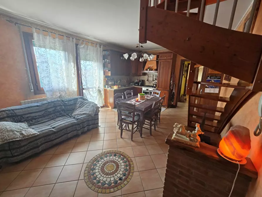 appartamento in vendita a Stra in zona San Pietro