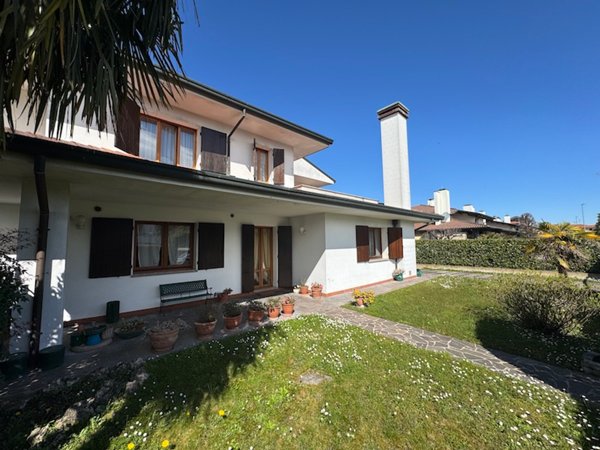 casa indipendente in vendita a Stra
