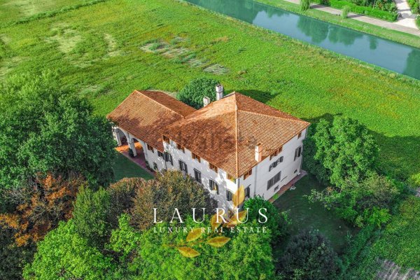 casa indipendente in vendita a Stra in zona Paluello