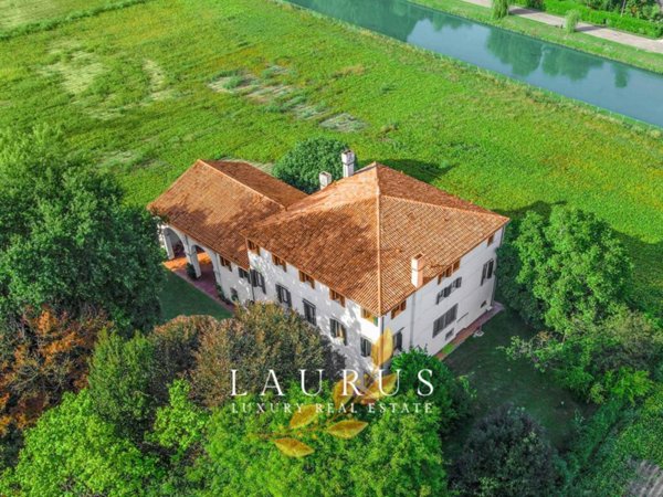 casa indipendente in vendita a Stra in zona Paluello