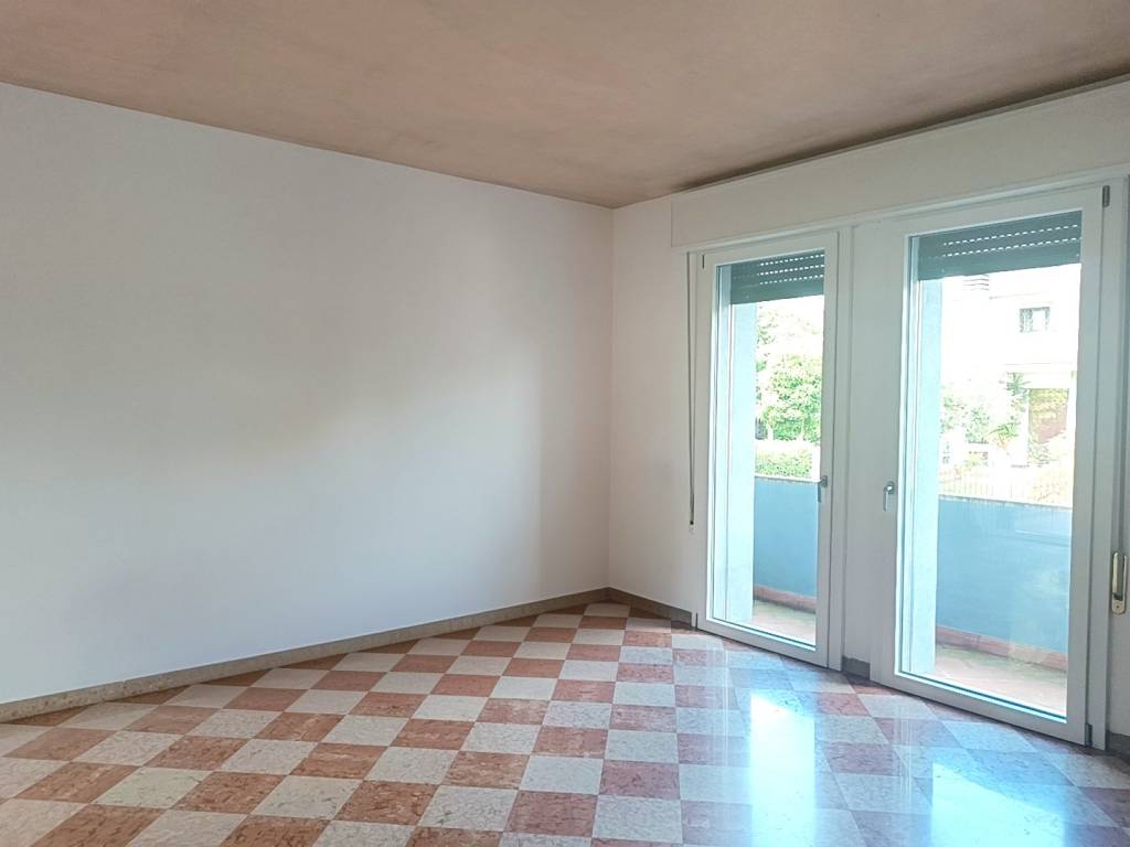 casa indipendente in vendita a Stra in zona Paluello