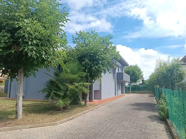 casa indipendente in vendita a Stra in zona Paluello