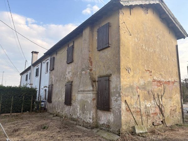 casa indipendente in vendita a Stra in zona Paluello