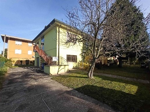 casa indipendente in vendita a Stra