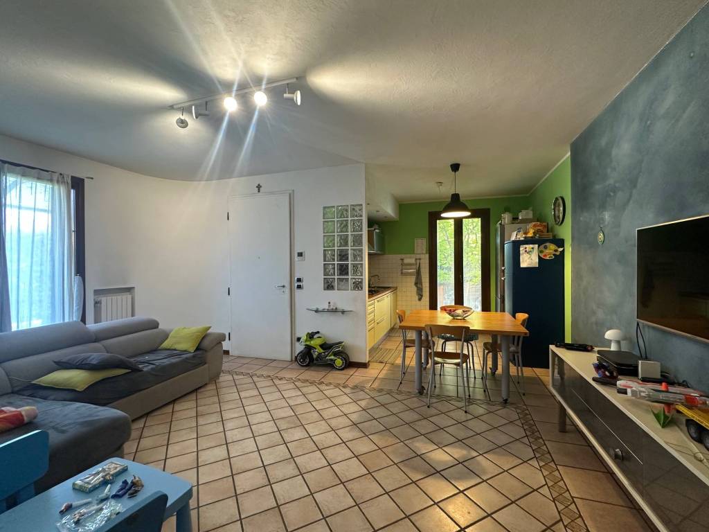 casa indipendente in vendita a Stra
