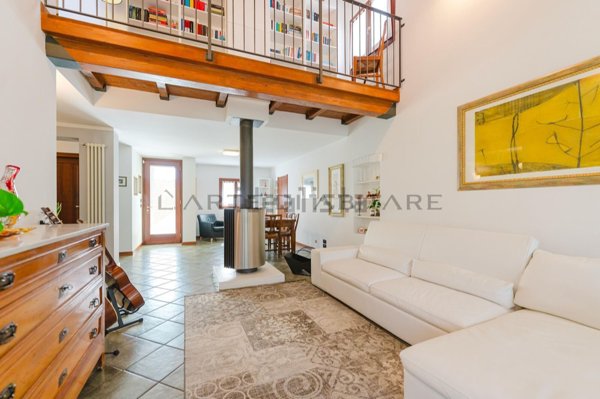 casa indipendente in vendita a Stra