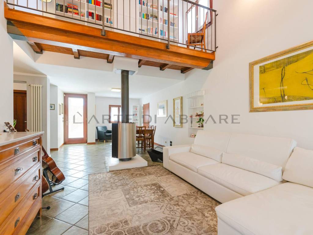 casa indipendente in vendita a Stra