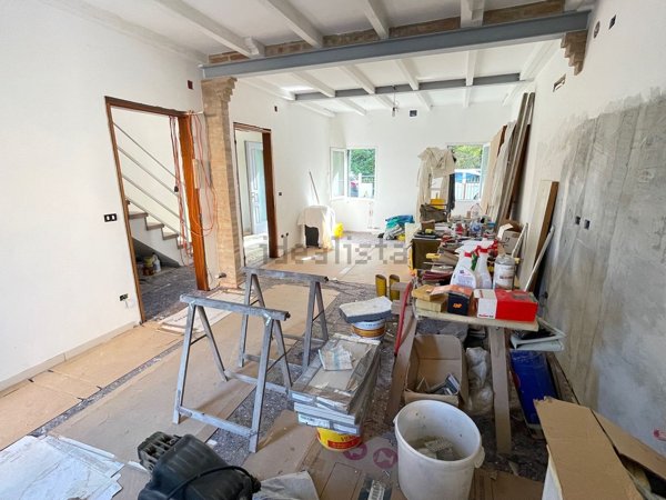 casa indipendente in vendita a Stra in zona San Pietro