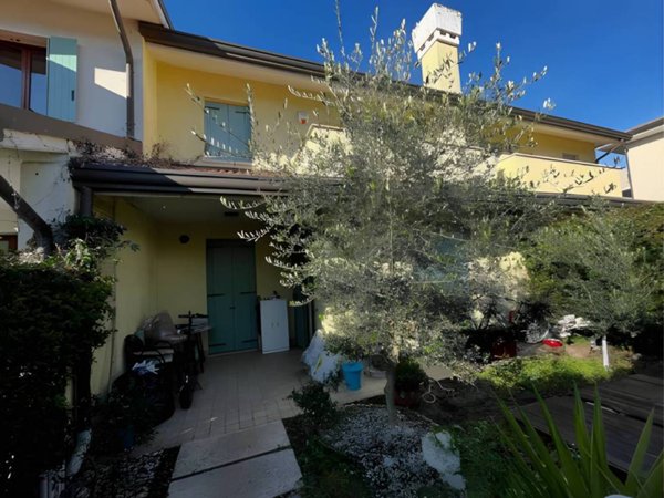 appartamento in vendita a Stra in zona San Pietro
