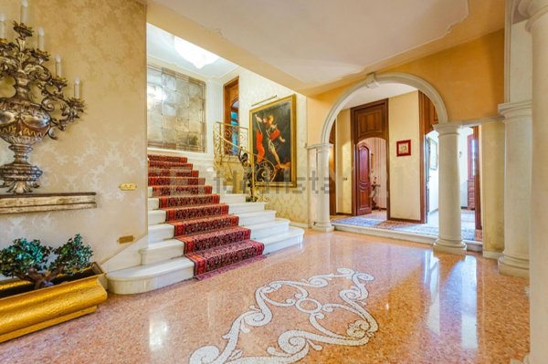 casa indipendente in vendita a Stra in zona San Pietro