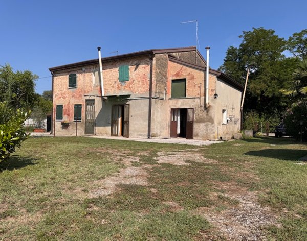 casa indipendente in vendita a Stra in zona San Pietro