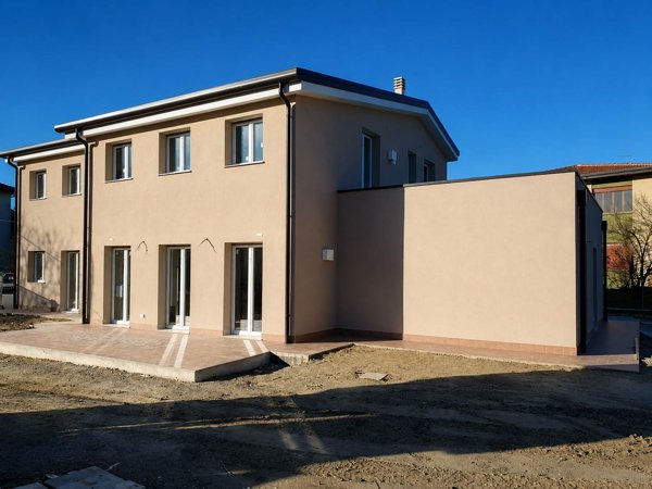 casa indipendente in vendita a Stra in zona San Pietro