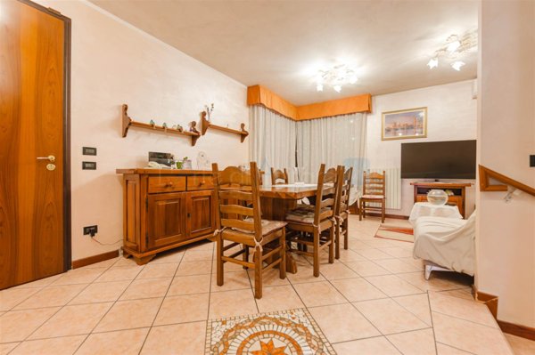 casa indipendente in vendita a Stra in zona San Pietro