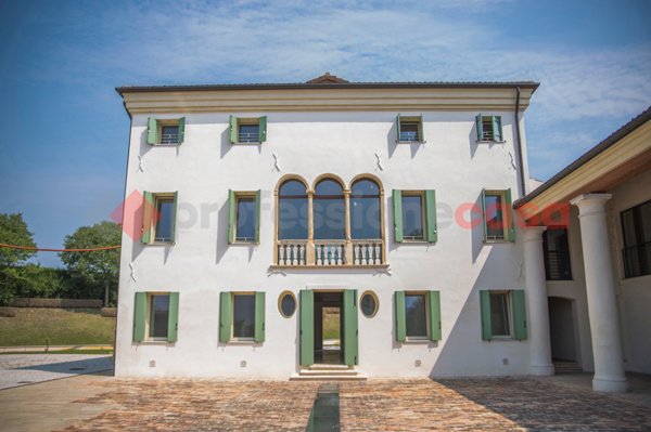 appartamento in vendita a Stra in zona San Pietro