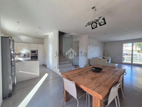 casa indipendente in vendita a Stra in zona San Pietro