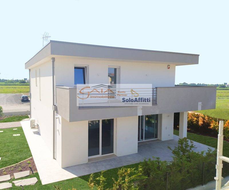 casa indipendente in vendita a Stra in zona San Pietro