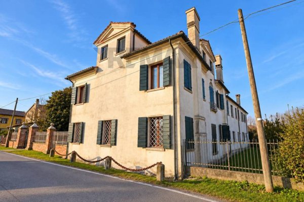 casa indipendente in vendita a Stra in zona Paluello