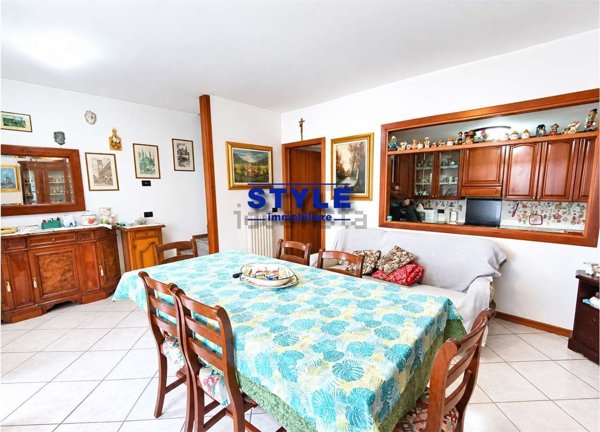 casa indipendente in vendita a Stra in zona San Pietro