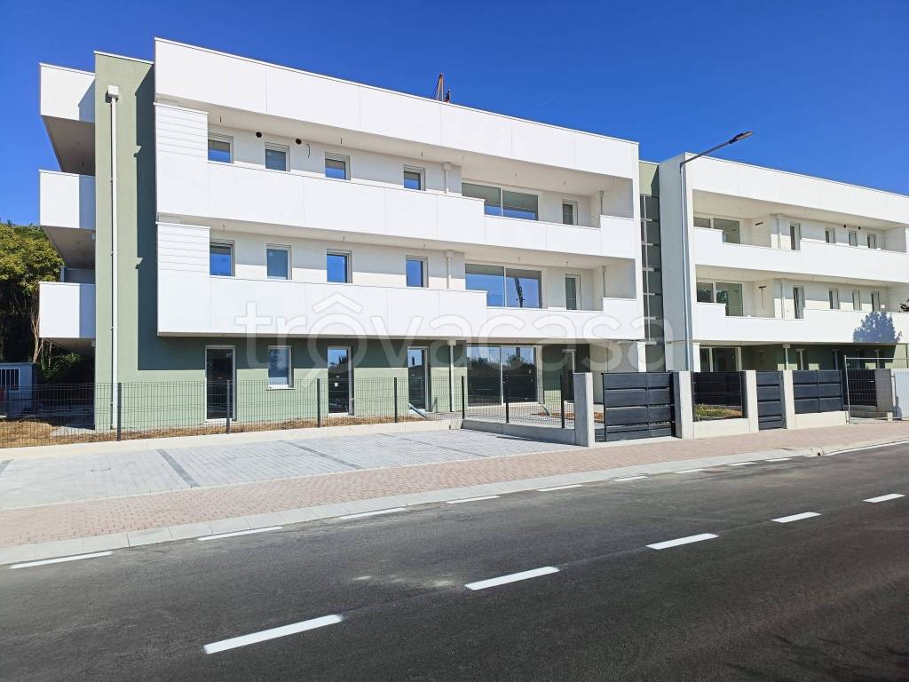 appartamento in vendita a Stra in zona Paluello
