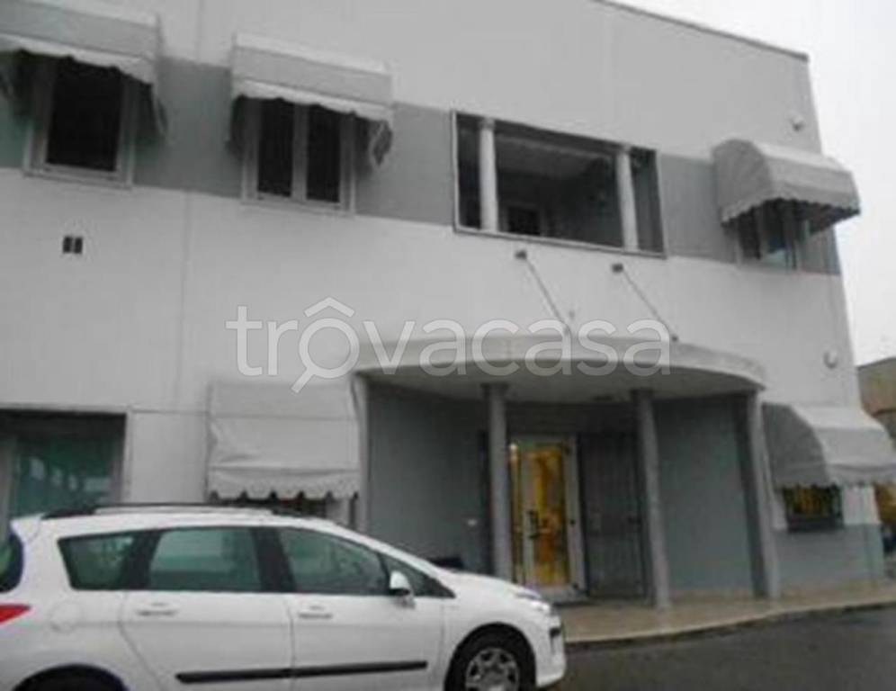 locale commerciale in vendita a Teglio Veneto