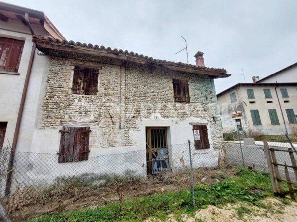 pentavano in vendita a Teglio Veneto